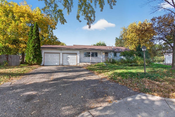 7725 PEARSON CT, MINNEAPOLIS, MN 55444 - Image 8a4570684fbafa16cda1fec2bdc5c063/1299332321