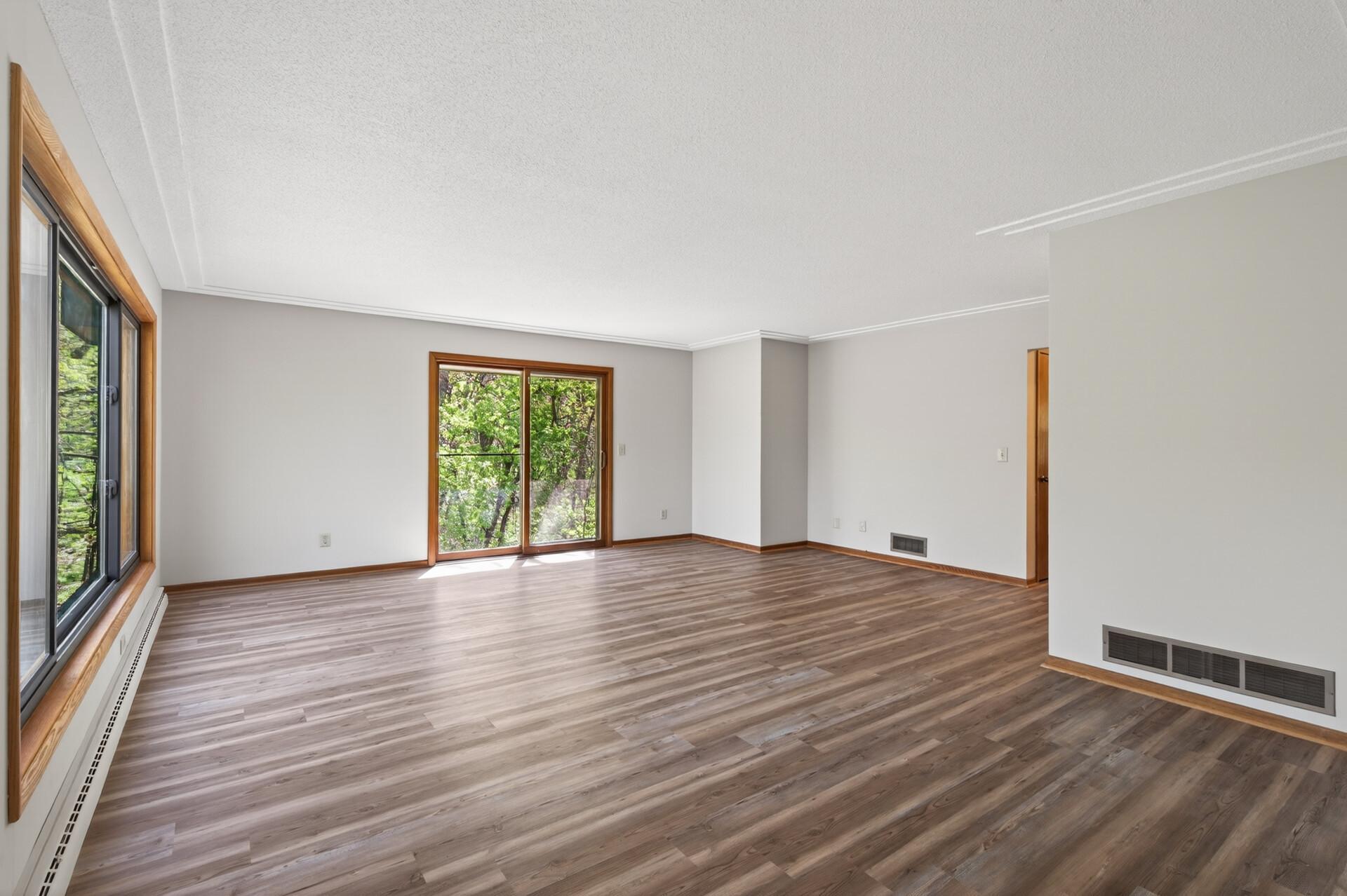 1220 81st Street W