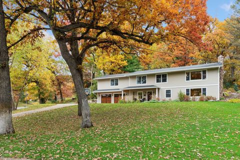 8235 Oakmere Road Bloomington MN 55438