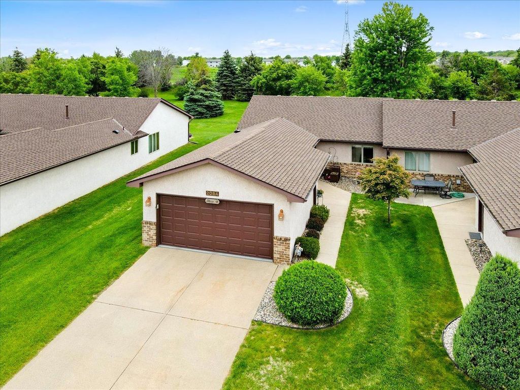 Photo of 2084 Vierling Drive E, Shakopee, MN 55379 (MLS # 7081595)