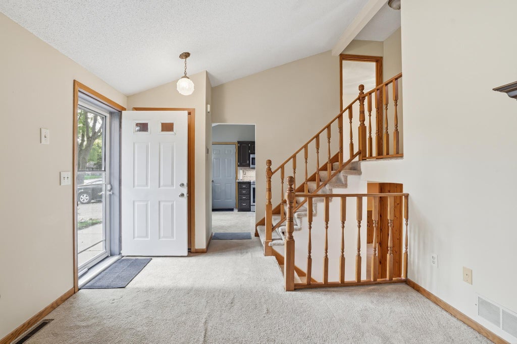 Photo of 4071 99th Avenue NE, Circle Pines, MN 55014 (MLS # 7155954)