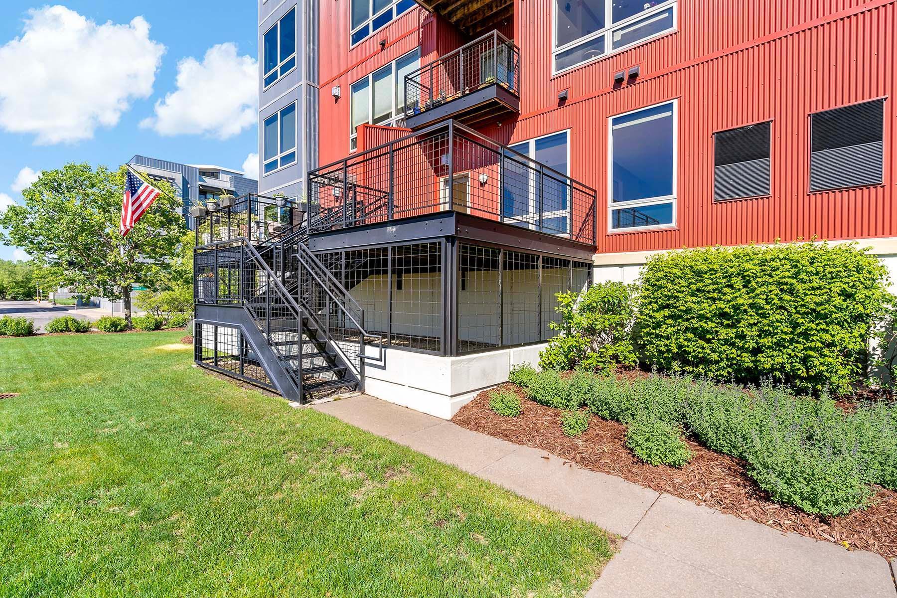 240 Spring Street 211
