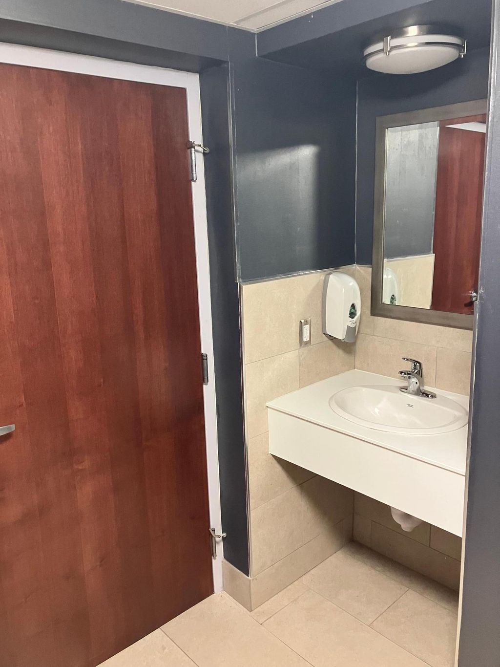 Photo of 2401 W 66th Street #100, Richfield, MN 55423 (MLS # 7043867)