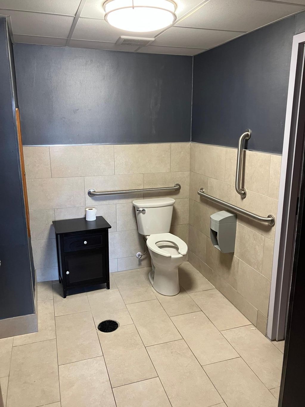 Photo of 2401 W 66th Street #100, Richfield, MN 55423 (MLS # 7043867)