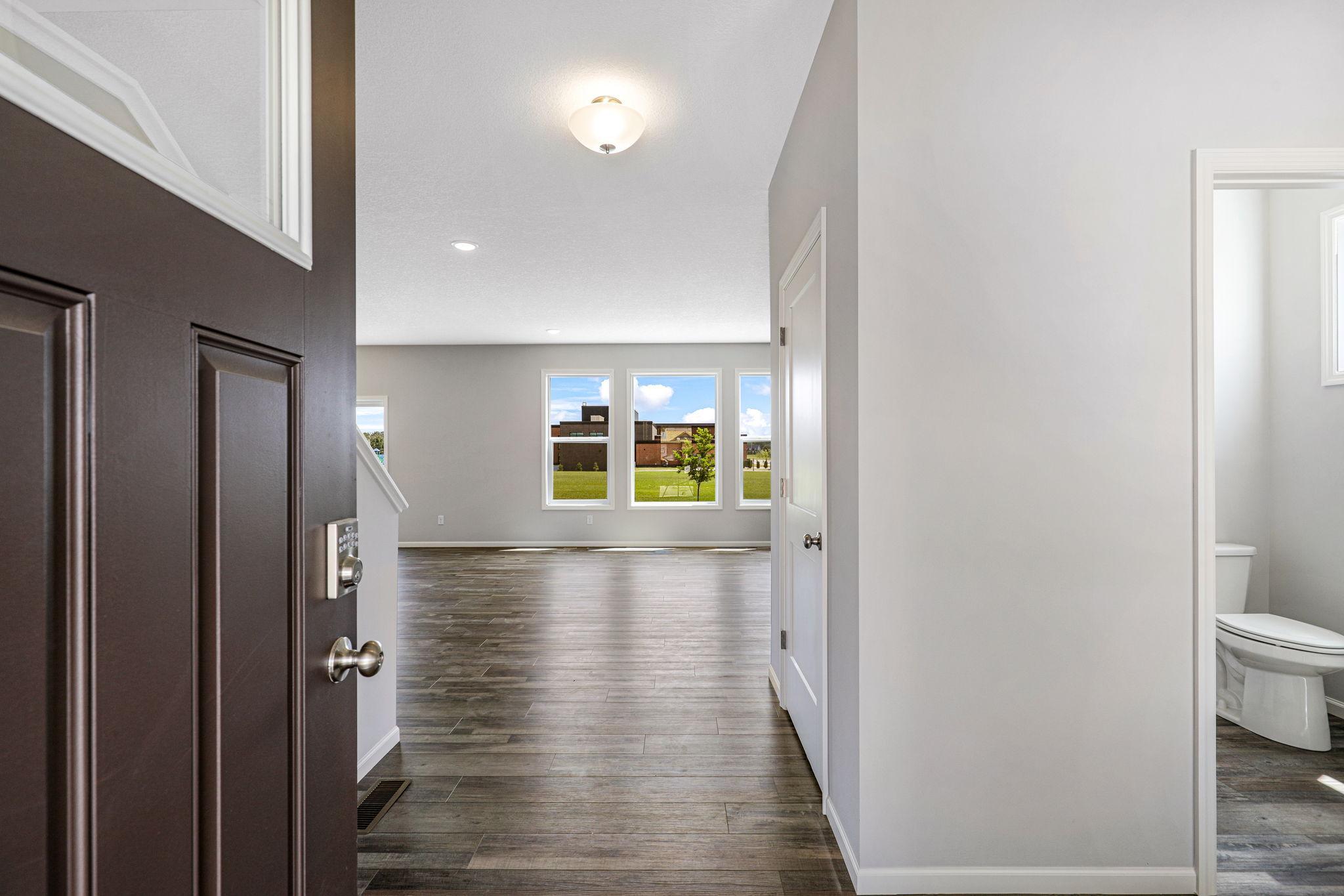 15735 157 Avenue
