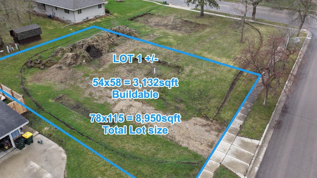Photo of 1423 Kandiyohi Avenue SW, Willmar, MN 56201 (MLS # 7058079)