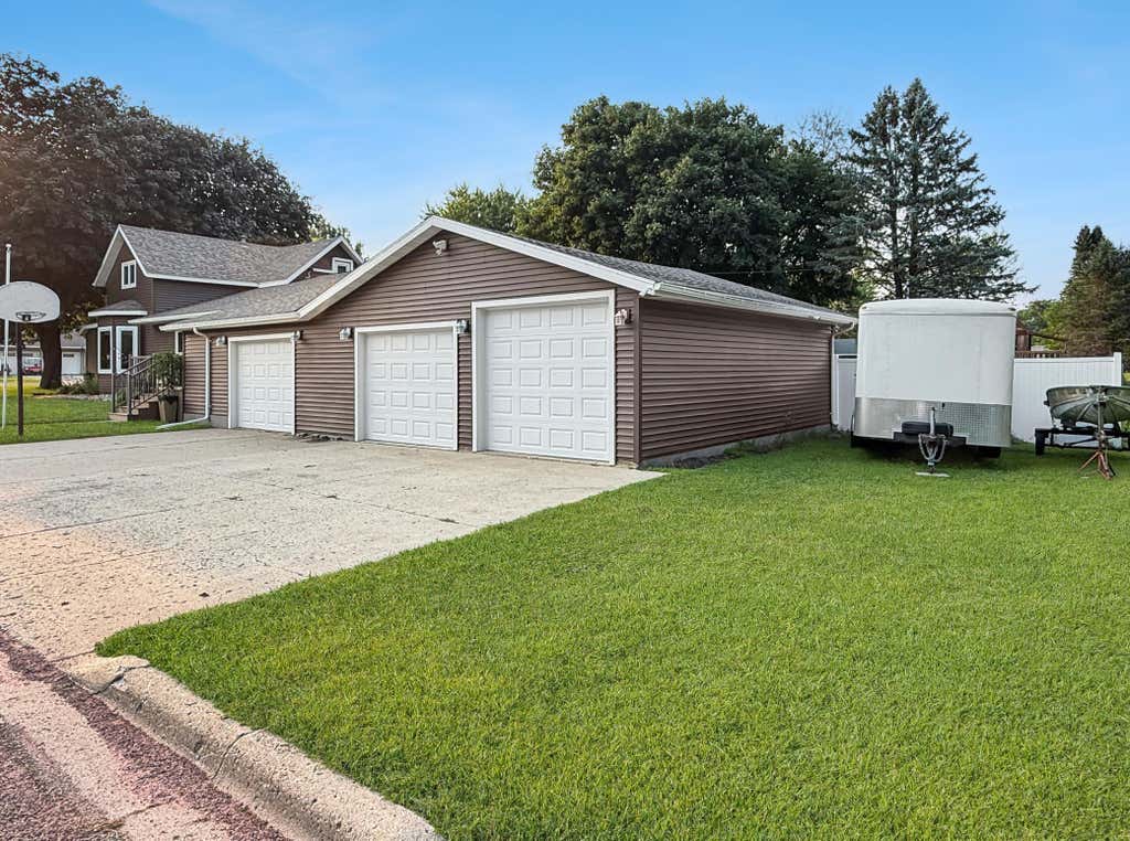 Photo of 509 S Lake Street, Sherburn, MN 56171 (MLS # 7127727)