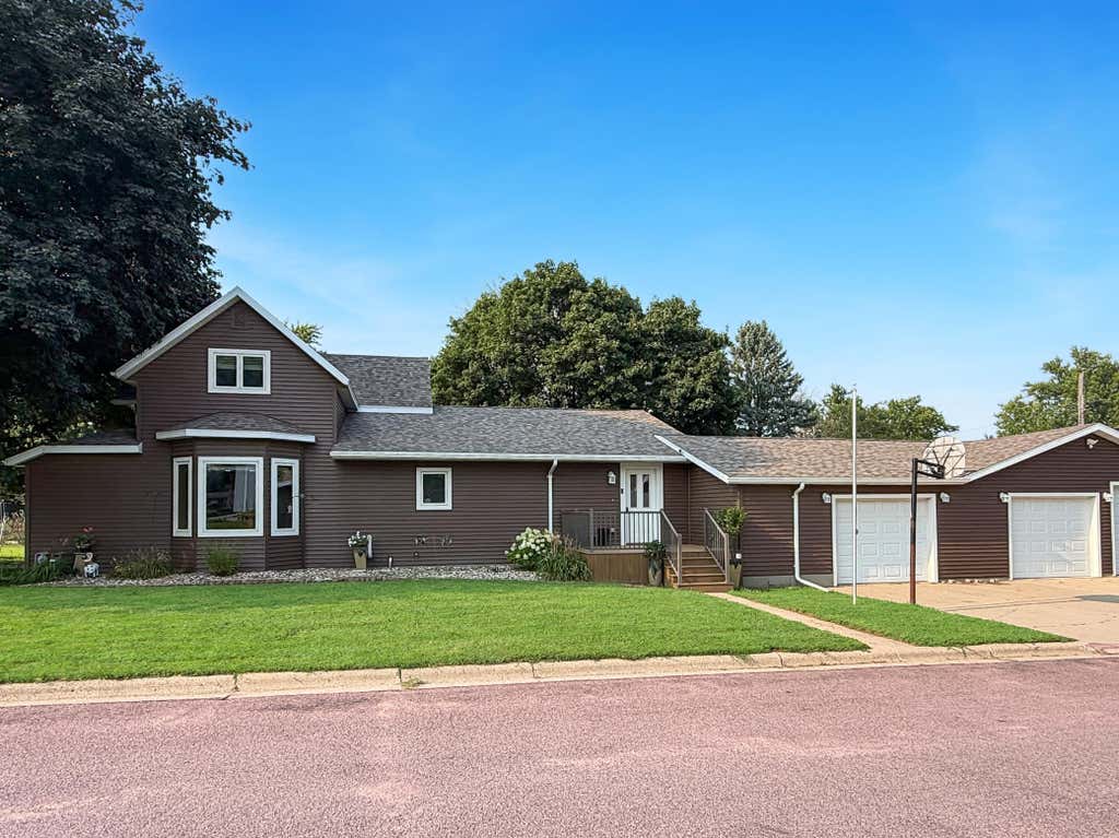 Photo of 509 S Lake Street, Sherburn, MN 56171 (MLS # 7127727)