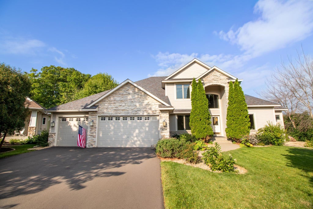 Photo of 6739 Yellowstone Lane N, Maple Grove, MN 55311 (MLS # 7134137)