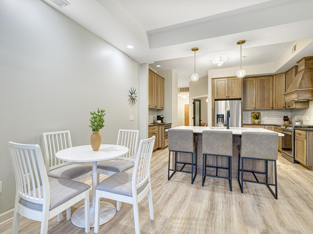701 Linden Street 105
