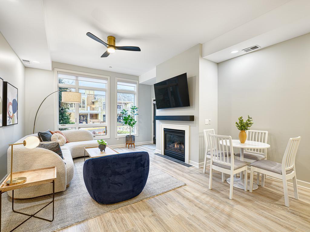 701 Linden Street 105