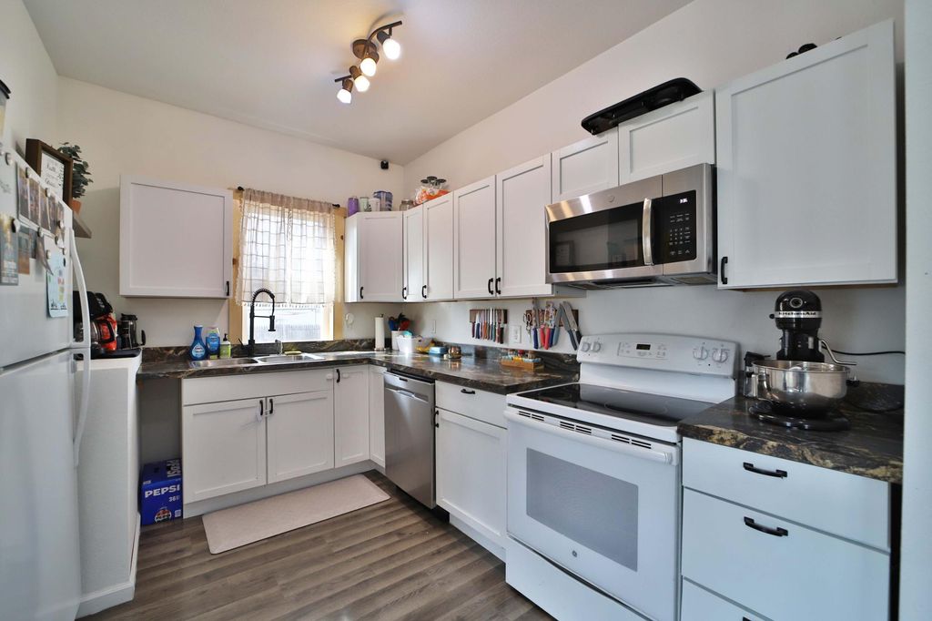 Photo of 319 2nd Street NE, Staples, MN 56479 (MLS # 7045447)