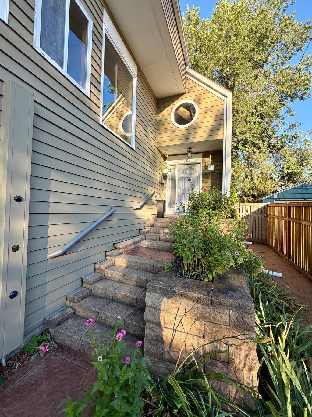 Photo of 440 Morgan Avenue S, Minneapolis, MN 55405 (MLS # 7146340)