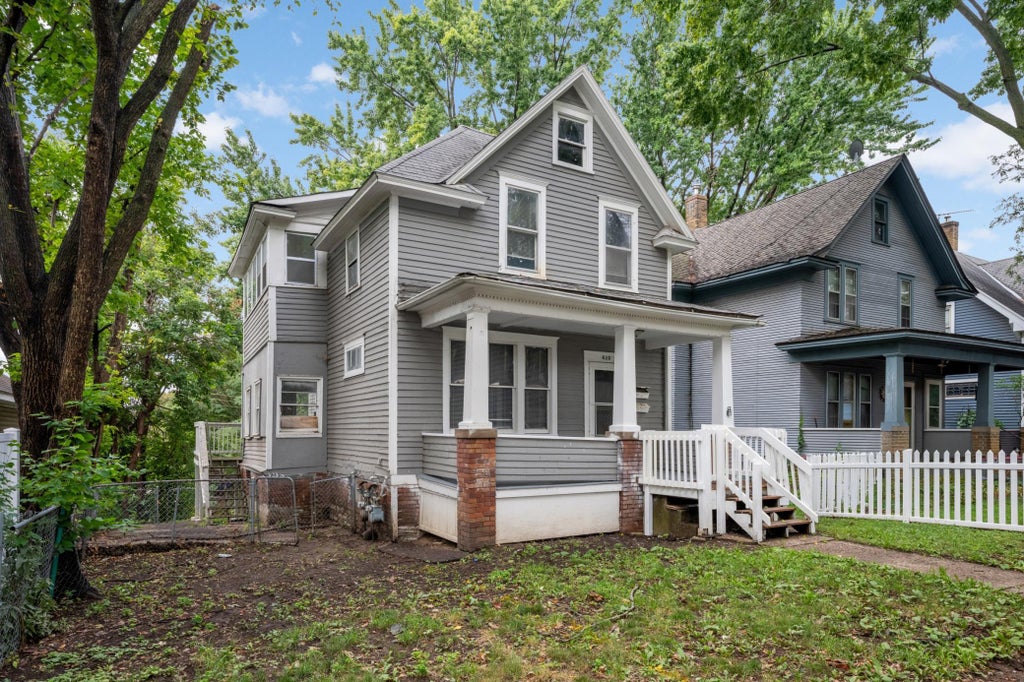Photo of 620 Cook Avenue E, Saint Paul, MN 55130 (MLS # 7144985)