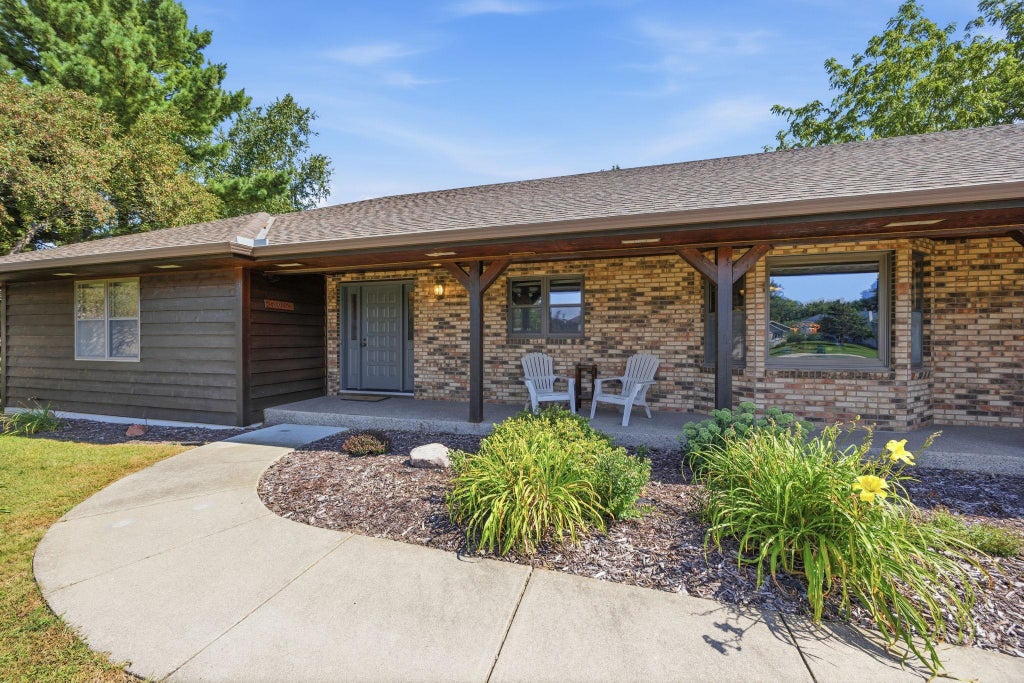 Photo of 310 Lincoln Street, Norwood Young America, MN 55397 (MLS # 7126922)