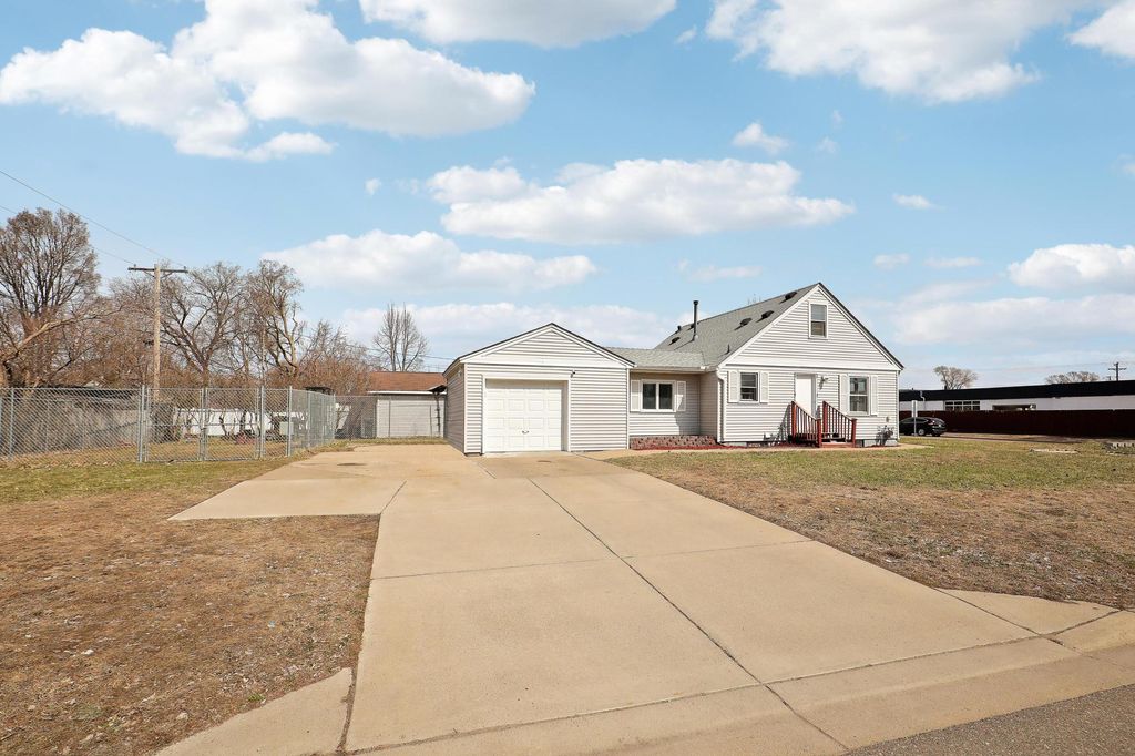 Photo of 5301 Edgewood Avenue N, Crystal, MN 55428 (MLS # 7049212)