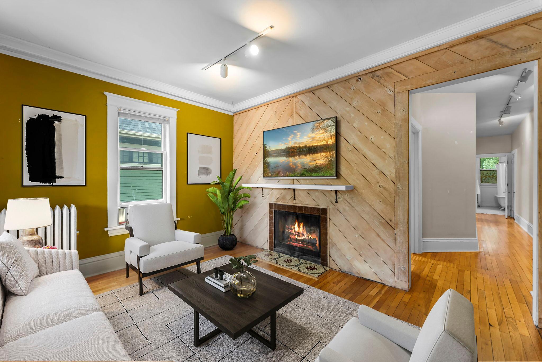 102 Western Avenue N 4