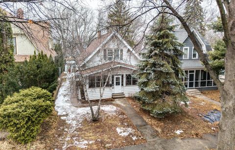 Photo of 3543 Queen Avenue N, Minneapolis, MN 55412 (MLS # 7030764)