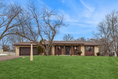 Photo of 16108 Kensington Court, Minnetonka, MN 55345 (MLS # 7020248)