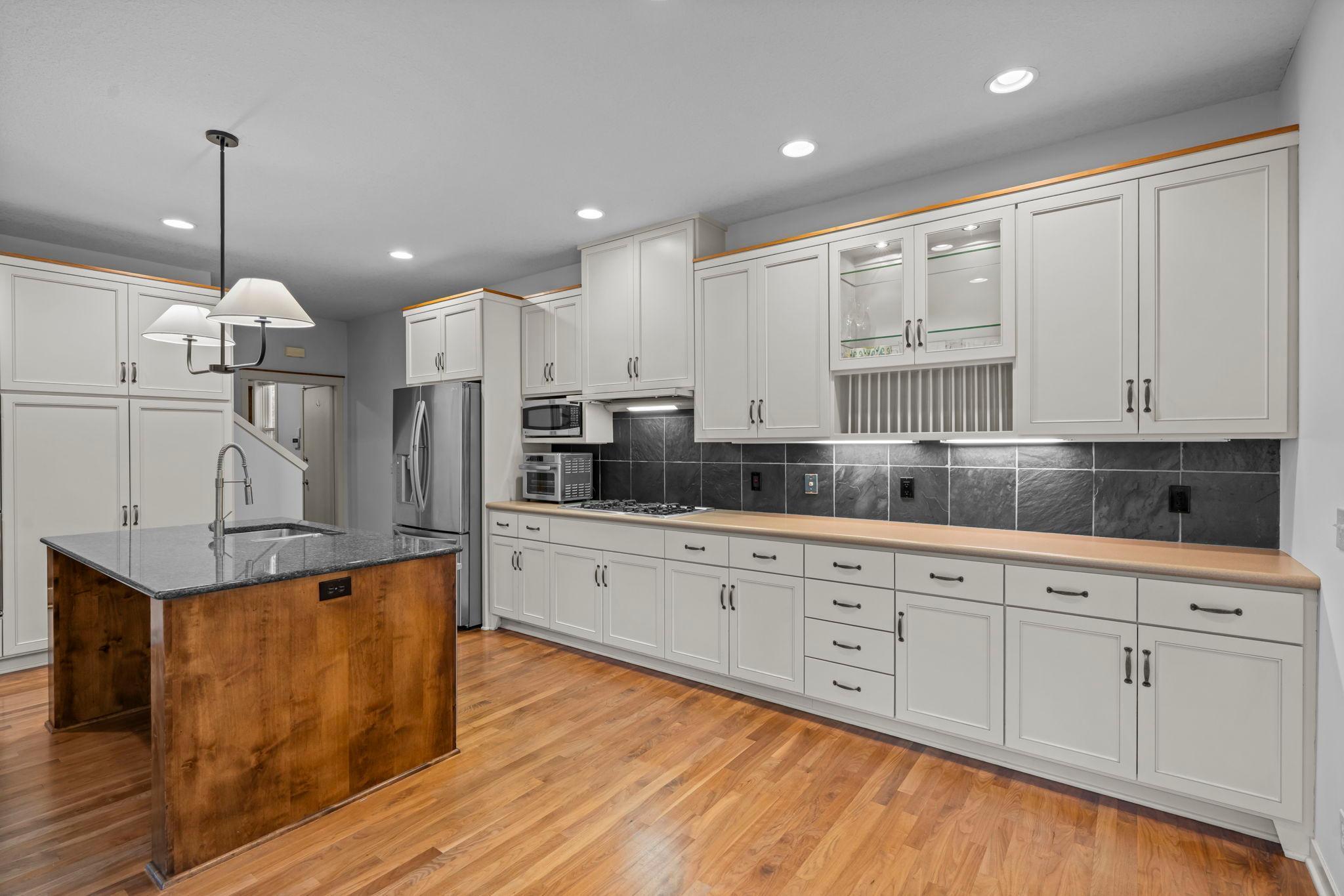 14108 Jardin Avenue N