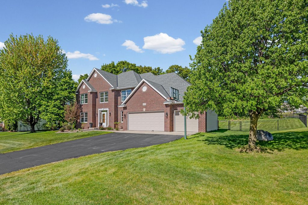 Photo of 16319 Holbrook Avenue, Lakeville, MN 55044 (MLS # 7072419)