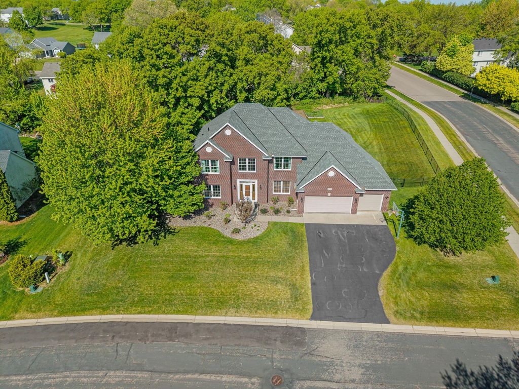 Photo of 16319 Holbrook Avenue, Lakeville, MN 55044 (MLS # 7072419)