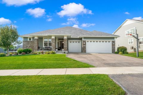 19221 Huxley Avenue Lakeville MN 55044