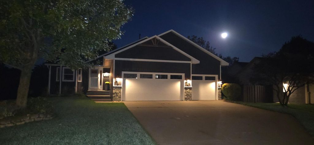 Photo of 7876 Isleton Avenue S, Cottage Grove, MN 55016 (MLS # 7007743)