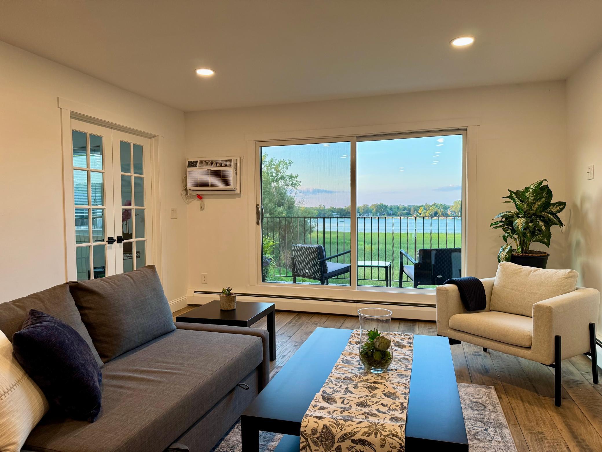 1304 W Medicine Lake Drive 309