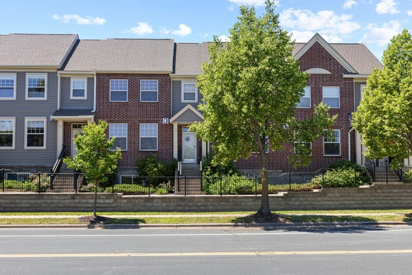 8334 LABONT WAY APT 45, EDEN PRAIRIE, MN 55344 - Image 8b09fb0aac51fcc1adee1ff9e111209a/346032639