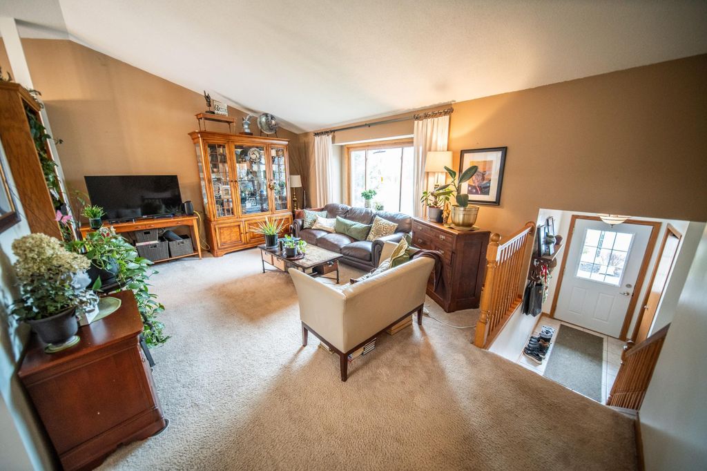 Photo of 6012 Fairway Dr NW Dr, Rochester, MN 55901 (MLS # 6765656)