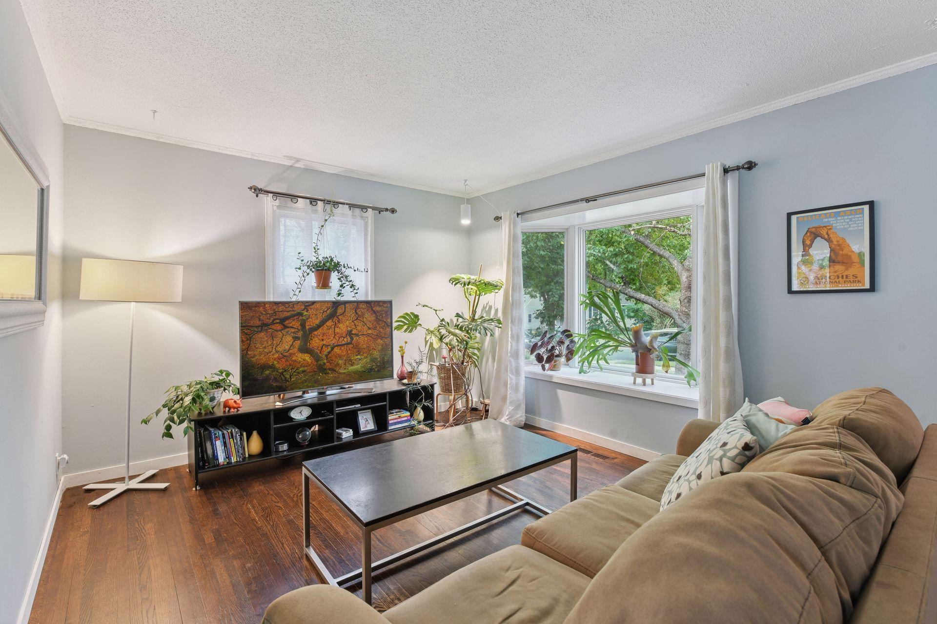 3117 Nevada Avenue S