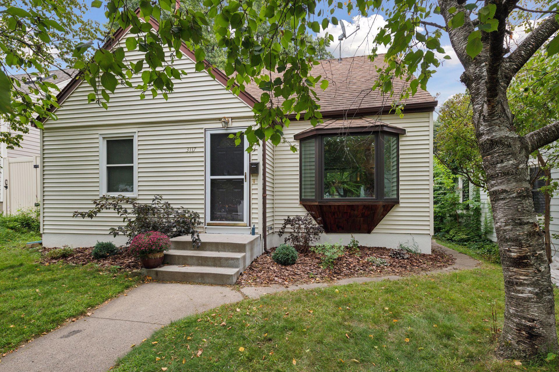 3117 Nevada Avenue S