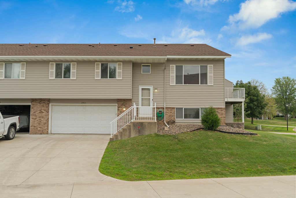 Photo of 15831 Gooseberry Way, Apple Valley, MN 55124 (MLS # 7127862)