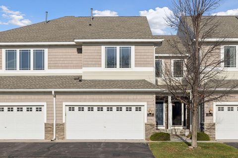 528 Sutherland Drive Woodbury MN 55129