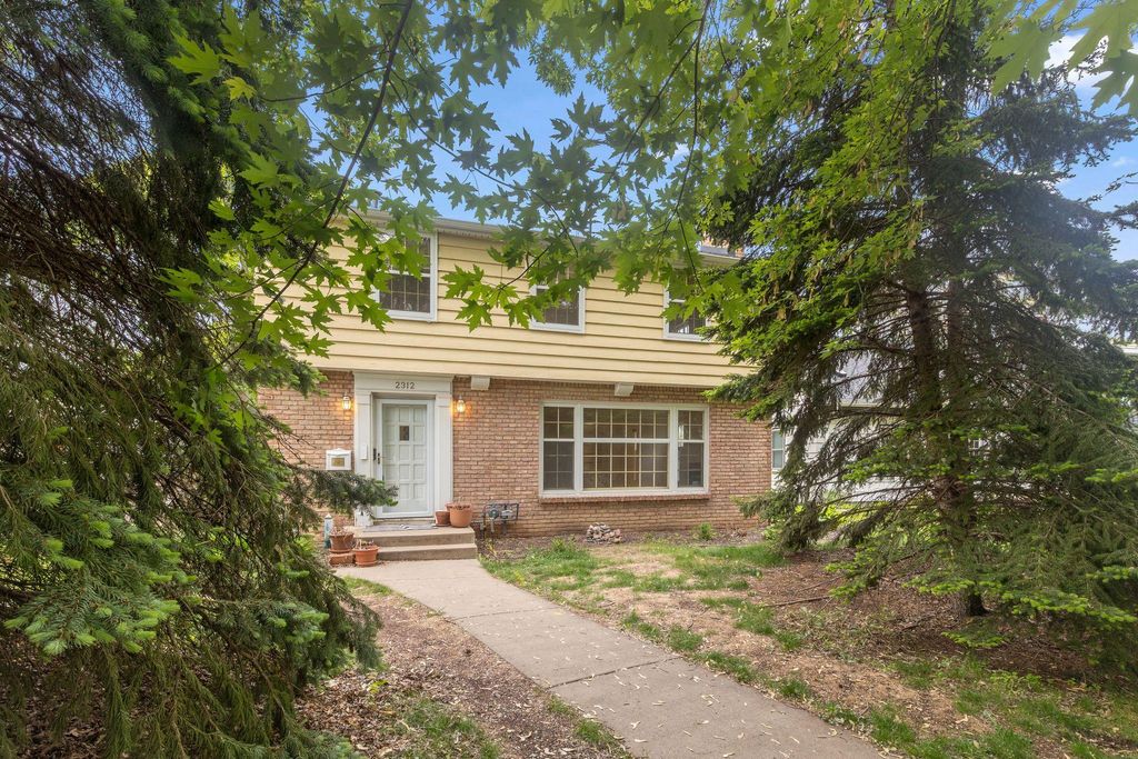 Photo of 2312 Mount View Avenue, Minneapolis, MN 55405 (MLS # 7075069)
