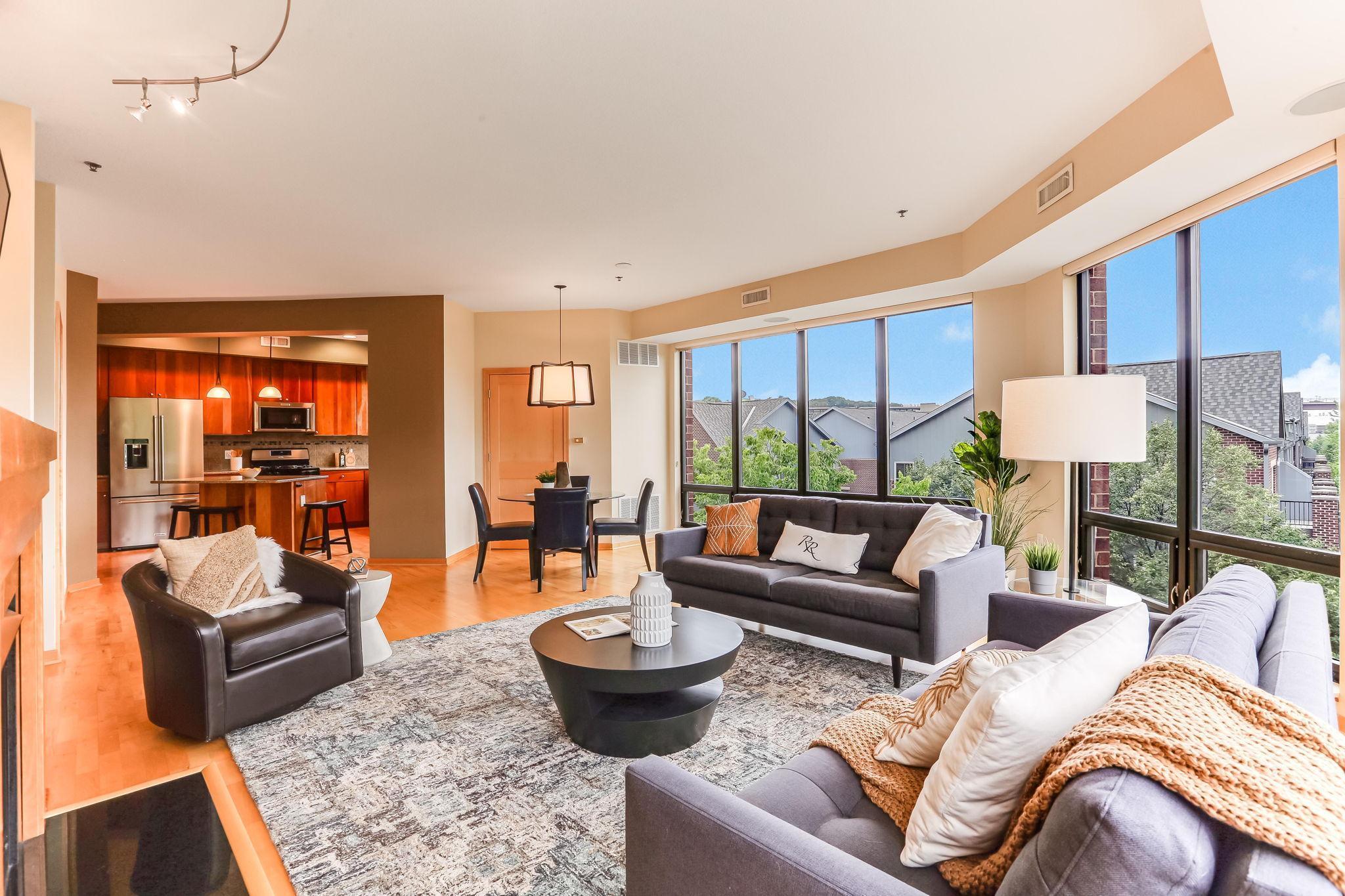 312 Spring Street 309