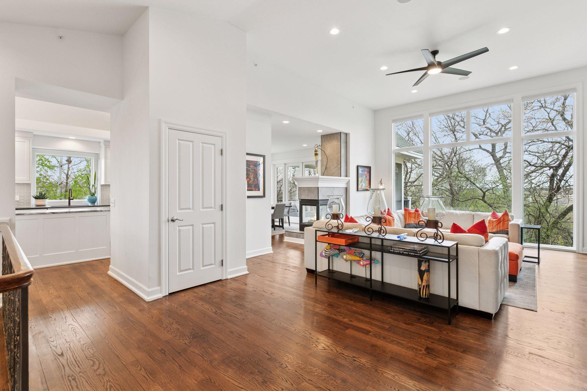 1360 Skyline Drive