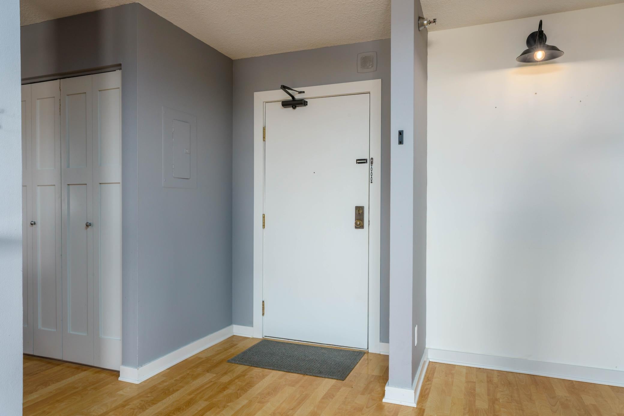 401 S 1st Street 822