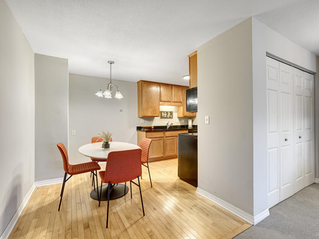 2700 W 44th Street 315