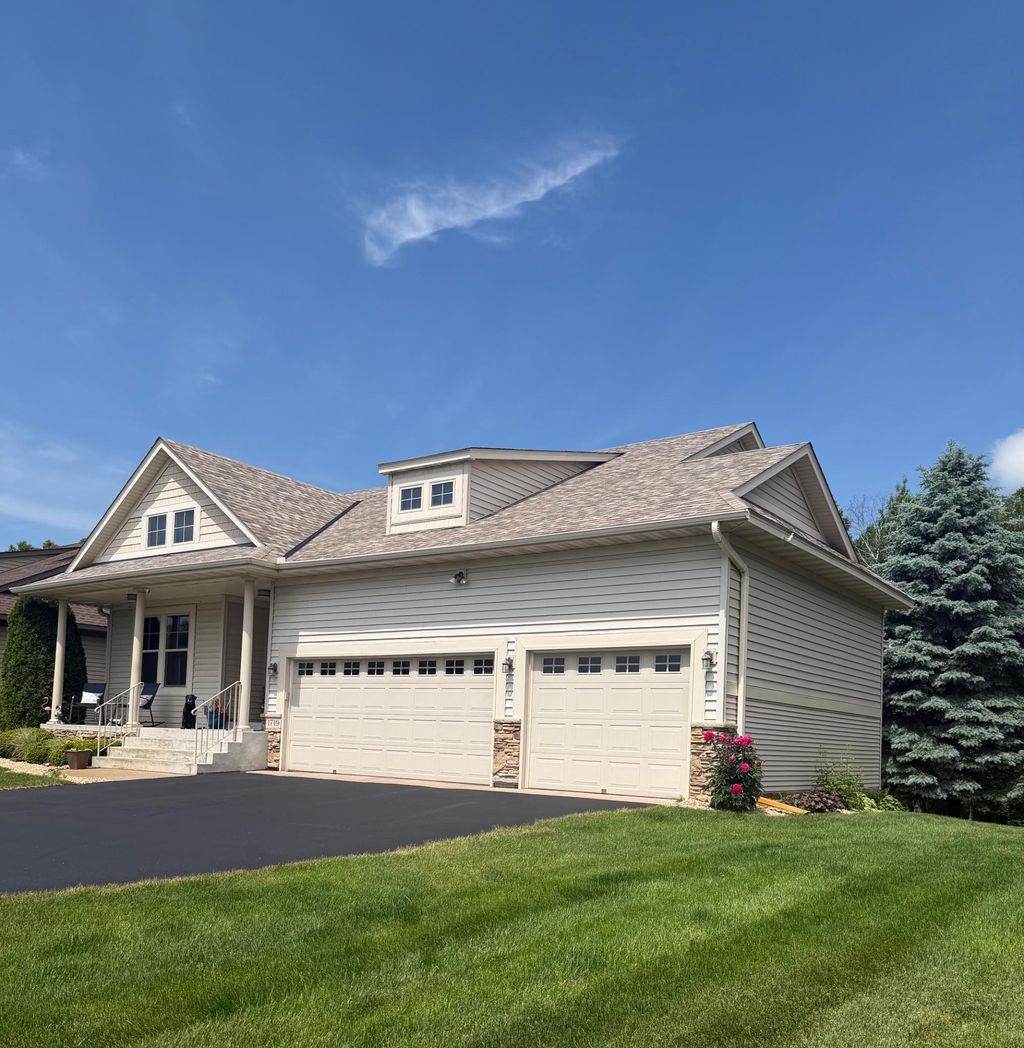 Photo of 1719 140th Avenue NE, Ham Lake, MN 55304 (MLS # 7084142)
