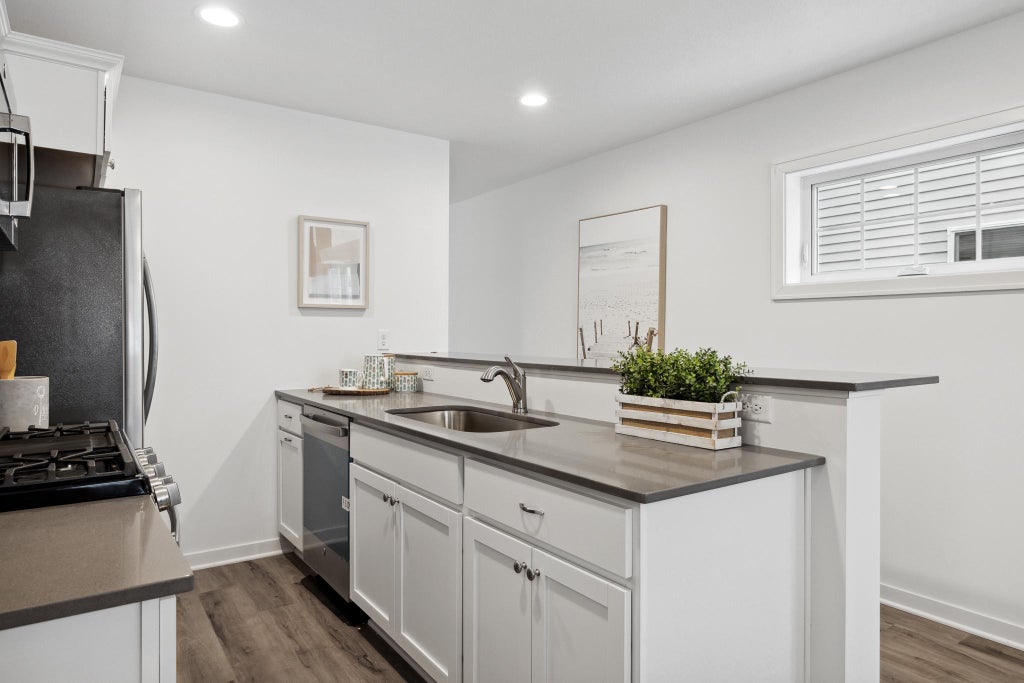 Photo of 2032 James Avenue N, Minneapolis, MN 55411 (MLS # 7160849)