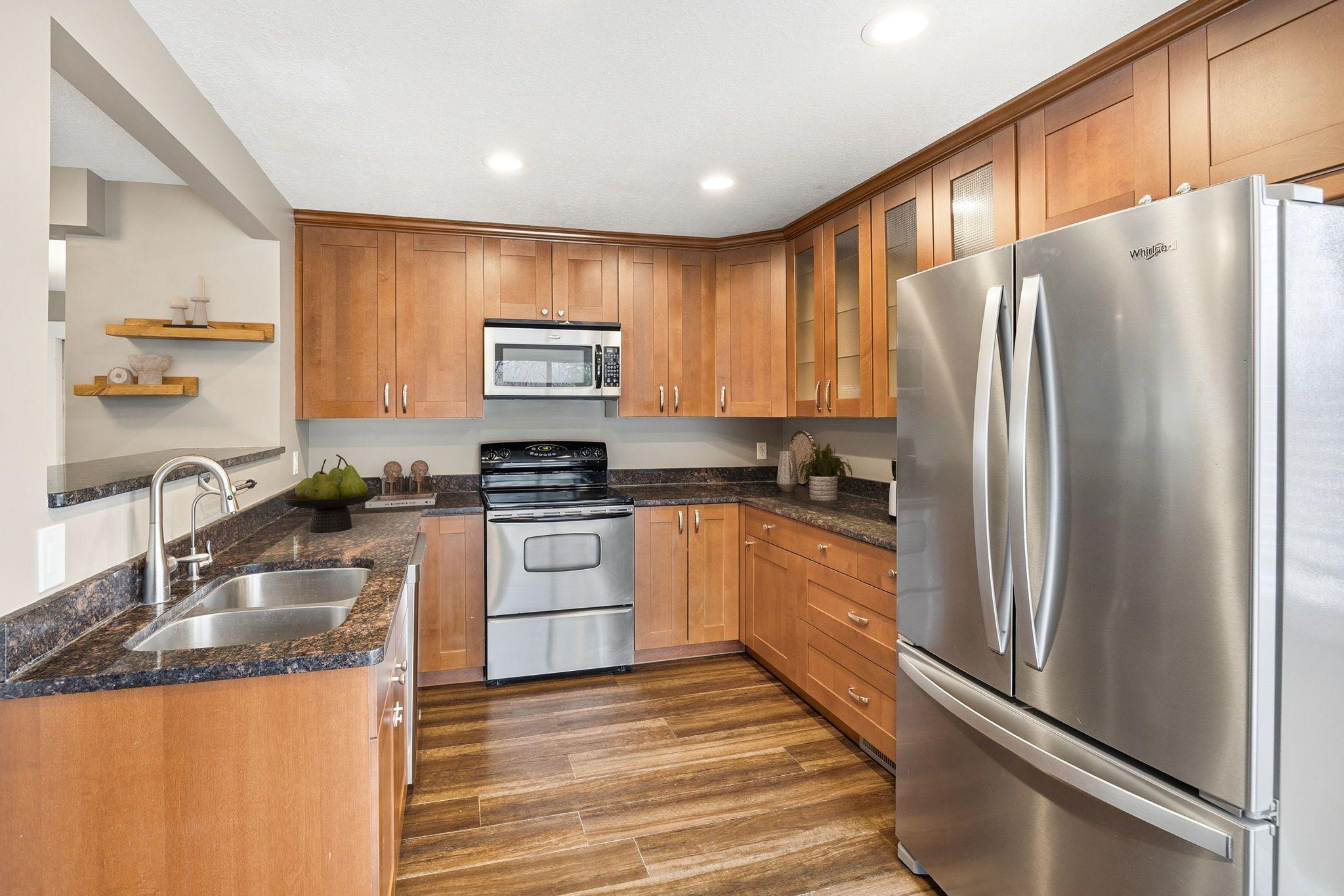 3670 Robinwood Terrace