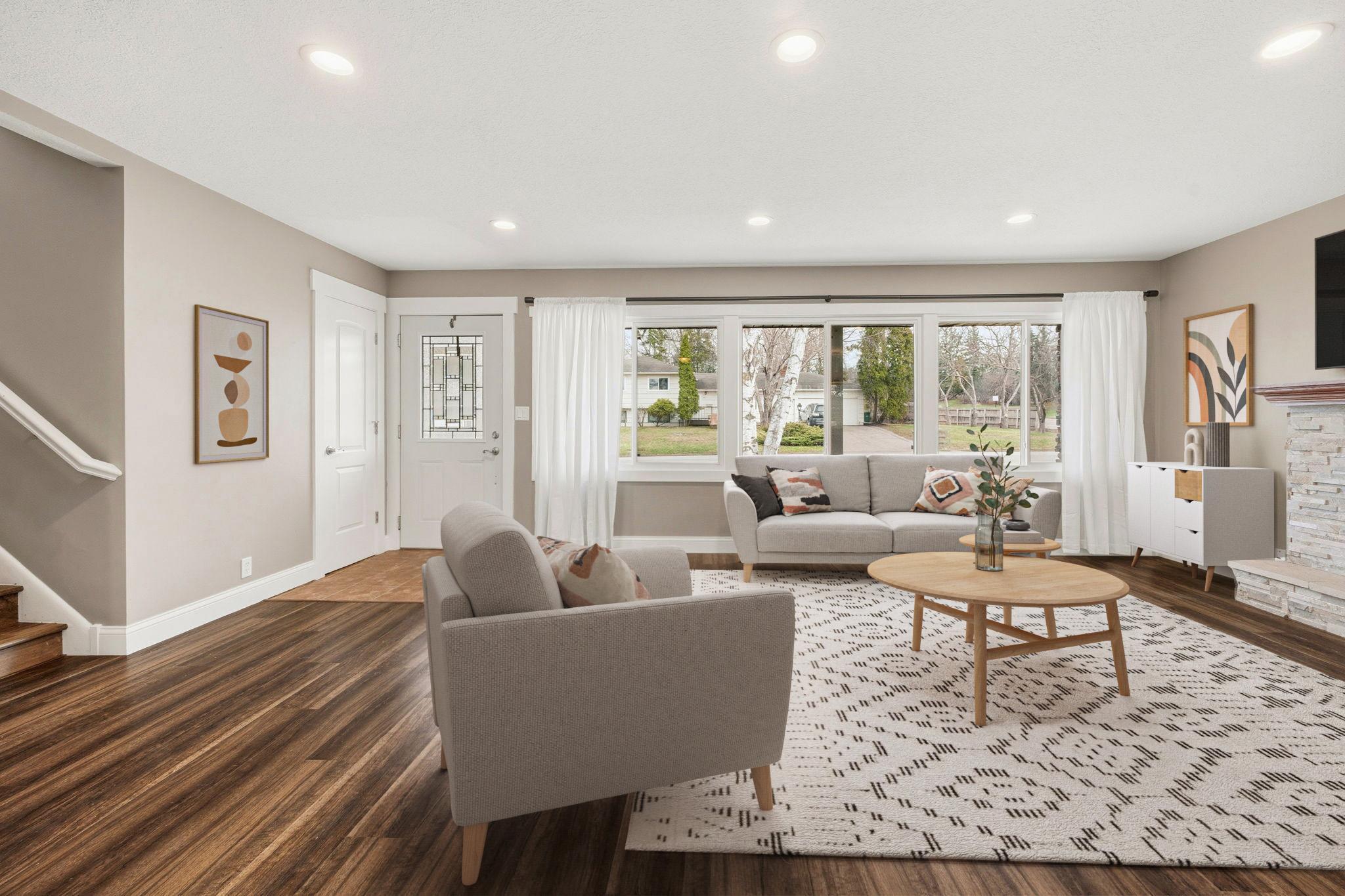 3670 Robinwood Terrace