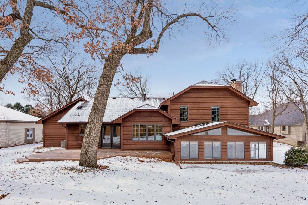 Photo of 1914 128th Avenue NW, Coon Rapids, MN 55448 (MLS # 7017996)