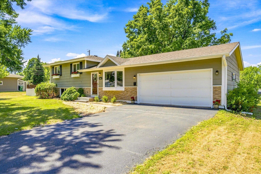 Photo of 8200 Goodrich Road, Bloomington, MN 55437 (MLS # 7122523)