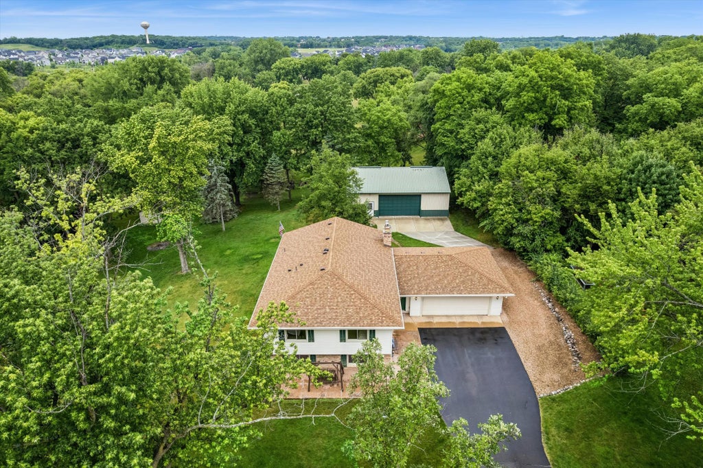 Photo of 7160 Creekwood Lane, Prior Lake, MN 55372 (MLS # 7012602)
