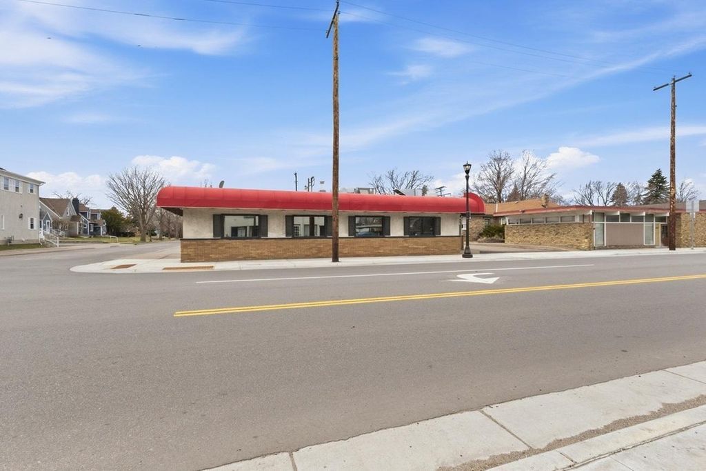 Photo of 1409 Arcade Street, Saint Paul, MN 55106 (MLS # 7059075)