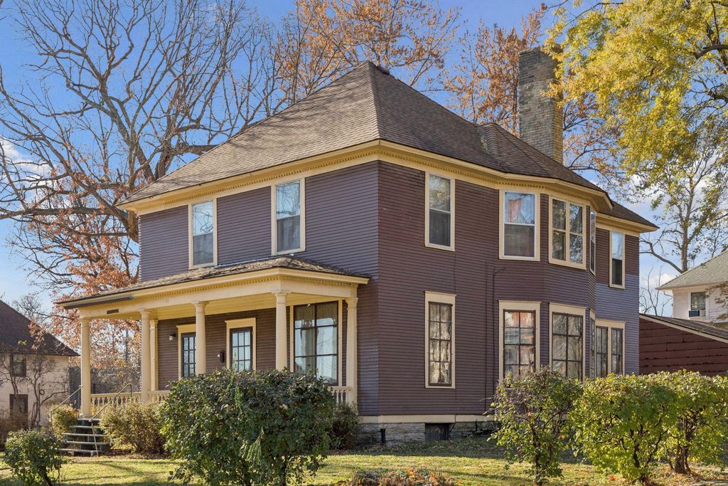 Photo of 1105 Jessie Street, Saint Paul, MN 55130 (MLS # 6825387)