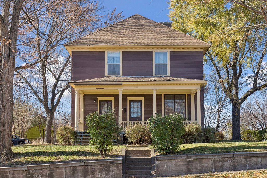 Photo of 1105 Jessie Street, Saint Paul, MN 55130 (MLS # 6825387)